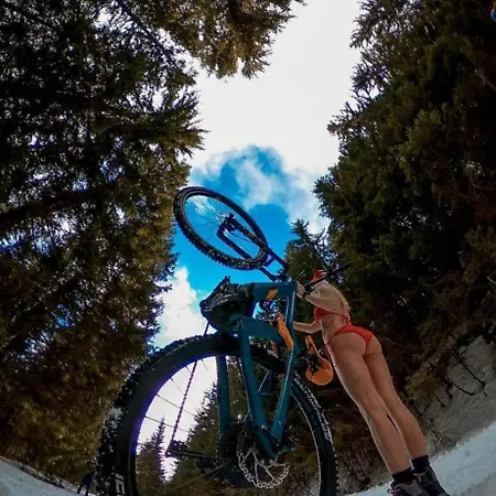 Strbian S Virivkou V Cene * Telgárt