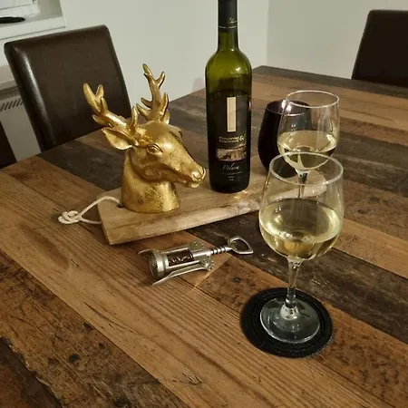 Strbian S Virivkou V Cene بيت للعطل Telgárt