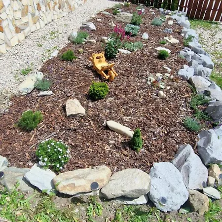 Strbian S Virivkou V Cene