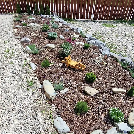 Strbian S Virivkou V Cene بيت للعطل Telgárt